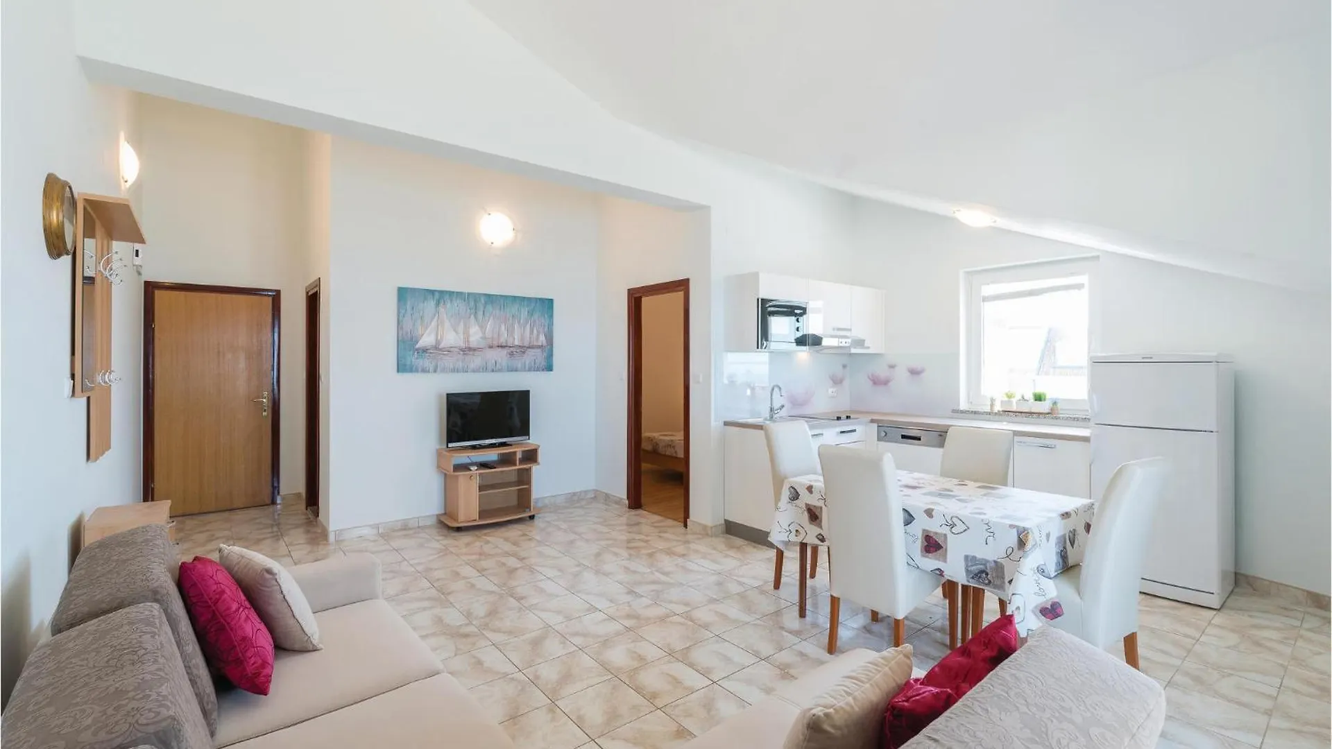 1 Bedroom Awesome Apartment In Povljana 0*,  Croatia